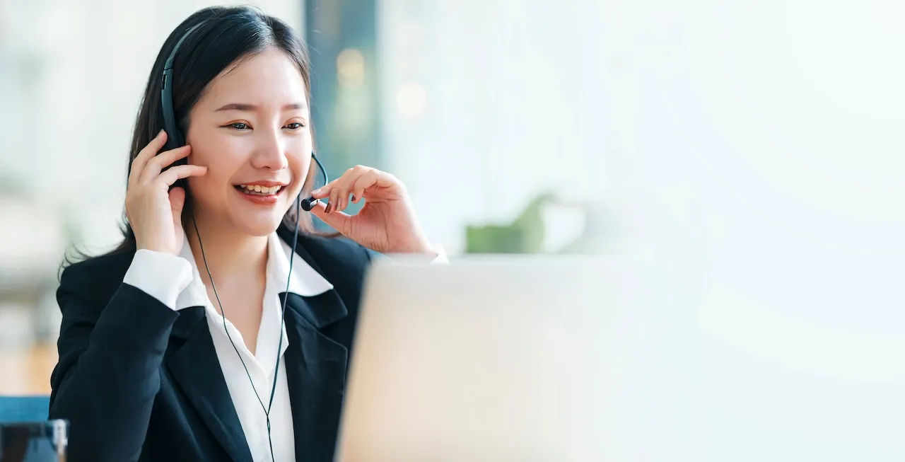 電話対応が上手い人の特徴とは？新人でも上達するテクニックも解説